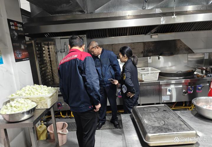 重庆市大足区开展企业食堂食品安全集中检查 强化食品集中加工监管